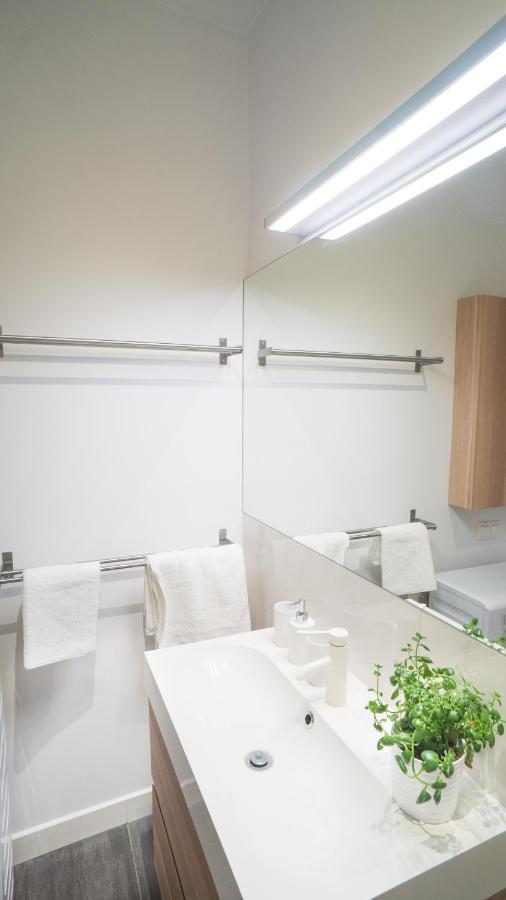 Sunny Apartment وارسو المظهر الخارجي الصورة